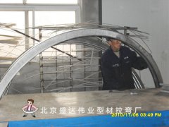 北京盛達偉業型材拉彎廠設備展示3